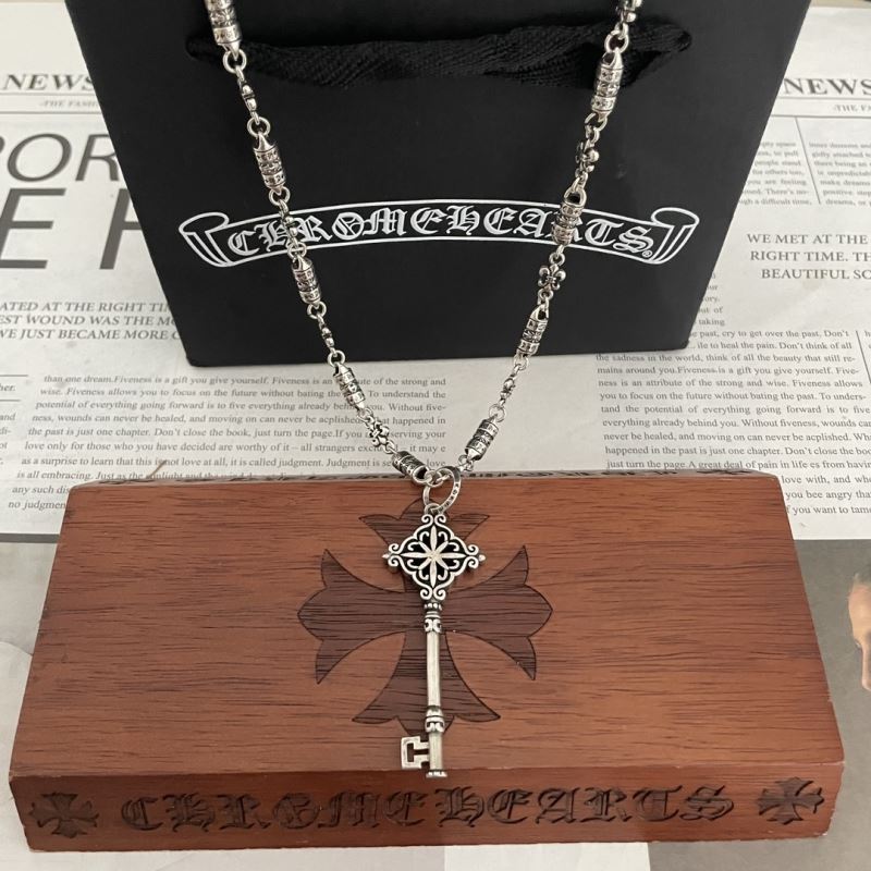 Ch**me He**ts necklaces